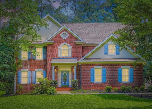 Property at 100 Hamilton Glen Ct, Fayetteville, GA 30215, 4 beds, 2.5 baths
