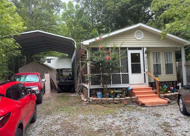 Property at 215 Canyon Pass, Cleveland, GA 30528, 3 beds, 2 baths