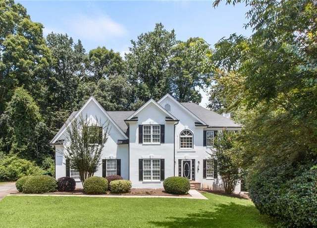 Property at 3183 Robinwood Trl, Decatur, GA 30034, 6 beds, 4 baths