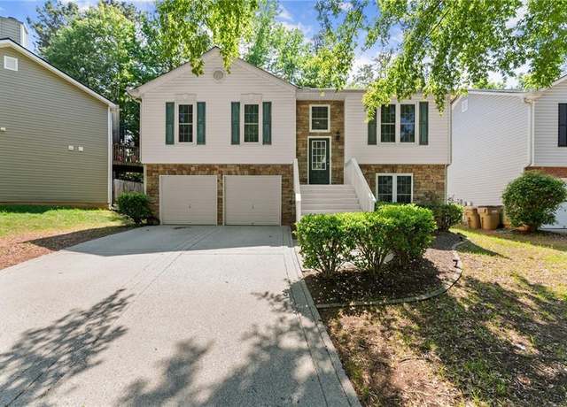Property at 5750 Bridgeport Ct, Flowery Branch, GA 30547, 3 beds, 2 baths