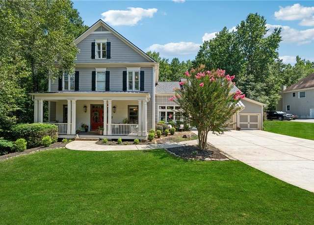 Property at 4045 Little Falls Dr, Cumming, GA 30041, 6 beds, 5 baths