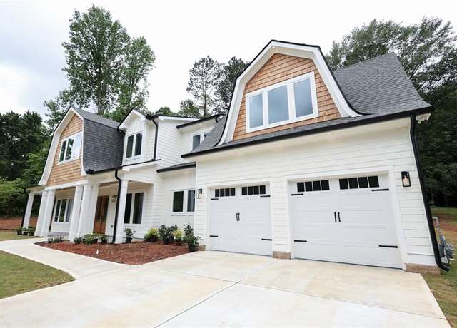 Property at 219 Poplar St NW, Lilburn, GA 30047, 4 beds, 3.5 baths