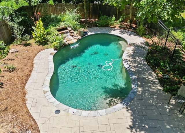Property at 6732 Willowbrook Trail Trl, Flowery Branch, GA 30542, 4 beds, 2.5 baths