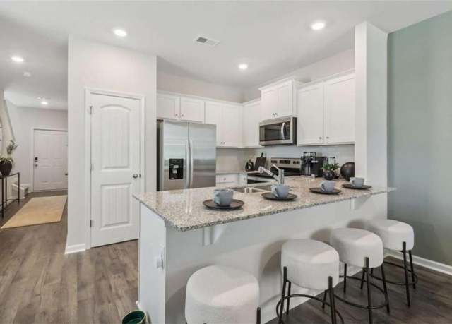 Property at 2349 Haran Dr #45, Lithonia, GA 30058, 3 beds, 2.5 baths