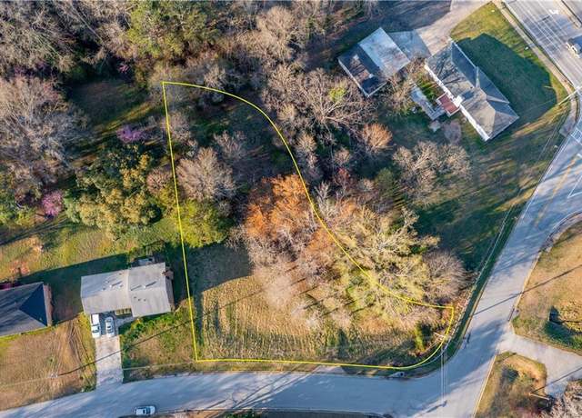 Property at 1001 Fox St SE, Conyers, GA 30013