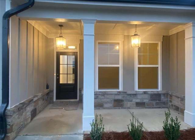 Property at 150 Oakdale Rd, Jefferson, GA 30549, 2 beds, 2.5 baths