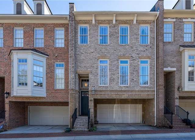 Property at 12 Candler Grove Dr, Decatur, GA 30030, 3 beds, 3.5 baths
