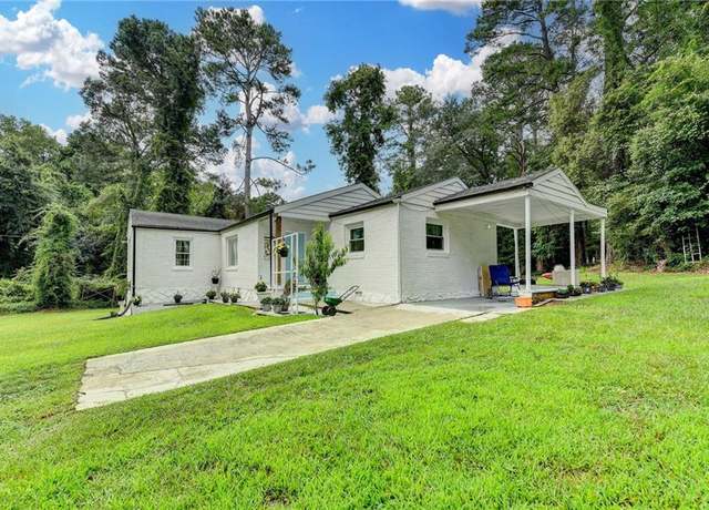 Property at 6654 Old Covington Rd, Lithonia, GA 30058, 3 beds, 2 baths