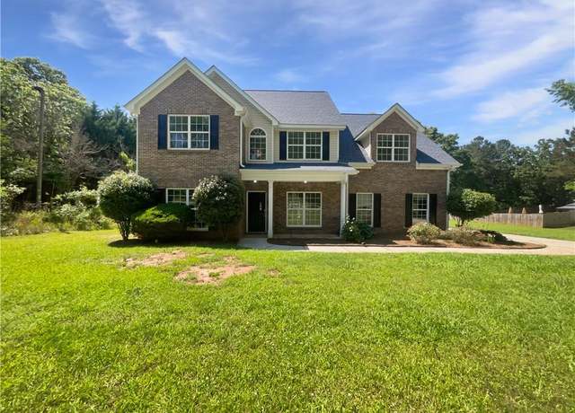 Property at 63 Couch Rd, Senoia, GA 30276, 4 beds, 2.5 baths