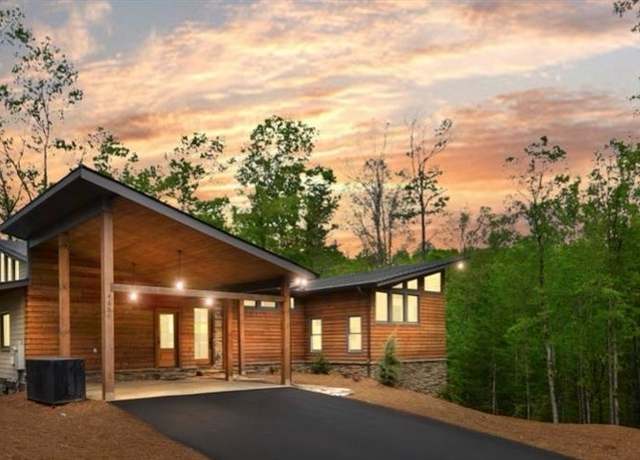 Property at 466 E Watersong Blf, Ellijay, GA 30540, 4 beds, 4.5 baths