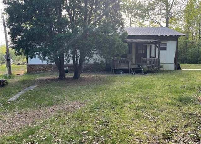 Property at 162 Centerpoint Rd, Bremen, GA 30110, 3 beds, 2 baths