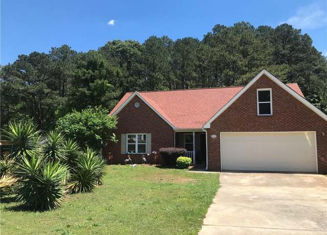 Property at 75 Oak Hill Dr, Covington, GA 30016, 4 beds, 2 baths
