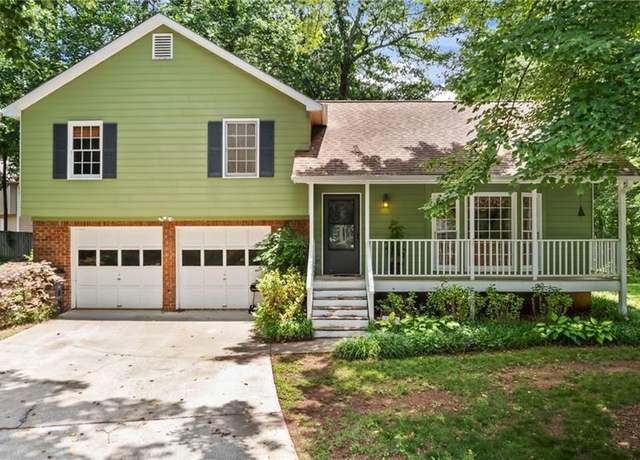 Property at 3627 Spring Meadow Ct, Acworth, GA 30101, 3 beds, 2 baths