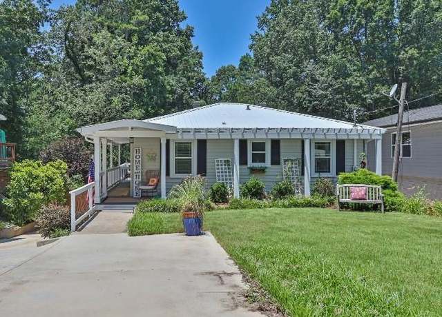 Property at 3131 Lee Cir, Buford, GA 30518, 3 beds, 2 baths
