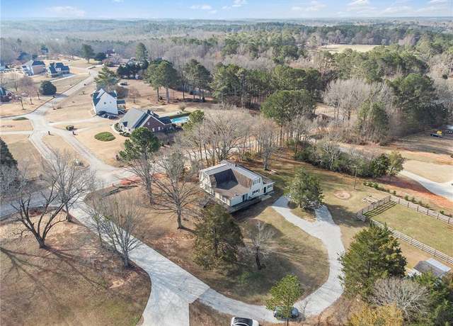 Property at 4951 Center Hill Church Rd, Loganville, GA 30052, 5 beds, 4 baths