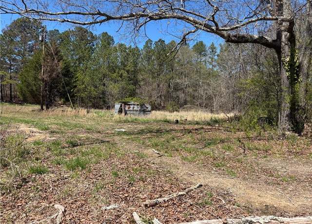 Property at 121 Hasty Rd NE, Rome, GA 30161, 3 beds, 1 bath