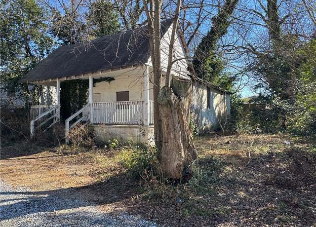Property at 125 Martin Ave SE, Atlanta, GA 30315, 2 beds, 2 baths