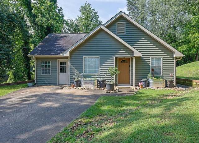Property at 1650 Tomahawk Trl, Cumming, GA 30041, 2 beds, 1 bath
