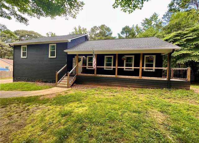 Property at 124 Dockside Downs Dr, Woodstock, GA 30189, 4 beds, 2 baths