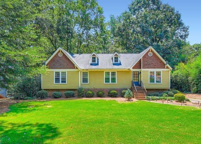 Property at 350 Lamplighter Ln SE, Marietta, GA 30067, 4 beds, 3 baths