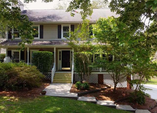 Property at 1375 Drakie Ct SW, Lilburn, GA 30047, 4 beds, 2.5 baths