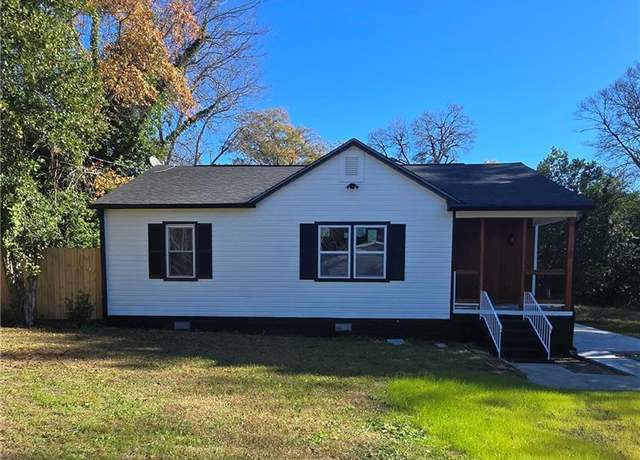 Property at 1060 Cypress Dr, Macon, GA 31204, 3 beds, 2 baths