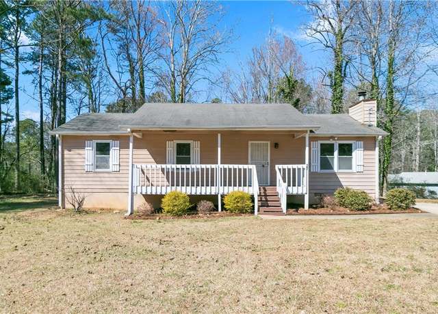 Property at 37 Indian Hills Ct, Dallas, GA 30157, 3 beds, 2 baths