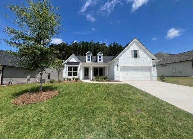 Property at 559 Southland Cir, Canton, GA 30115, 2 beds, 2 baths