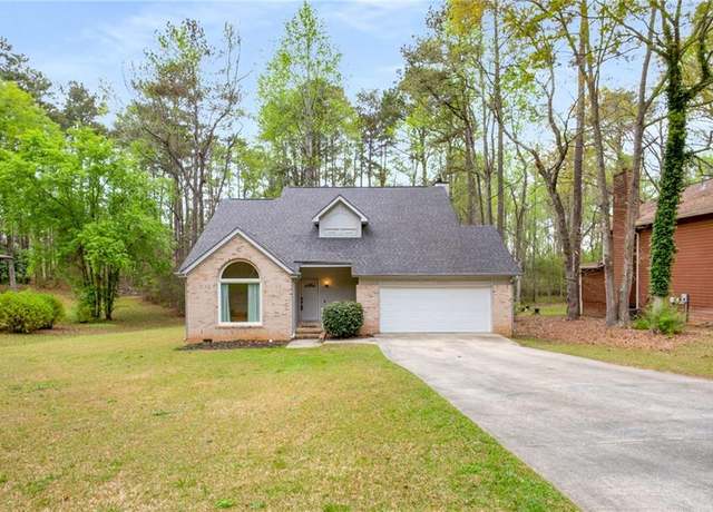 Property at 7275 Oswego Trl, Riverdale, GA 30296, 3 beds, 2.5 baths