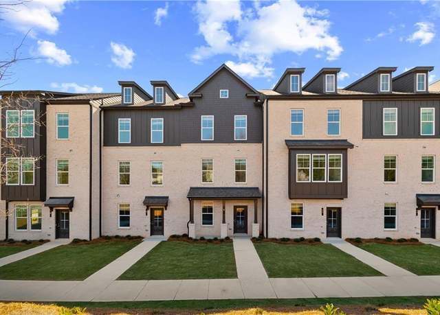 Property at 105 Daybreak Ln, Newnan, GA 30265, 4 beds, 3.5 baths