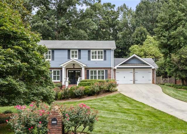 Property at 7230 Wynhill Dr, Atlanta, GA 30328, 4 beds, 2 baths