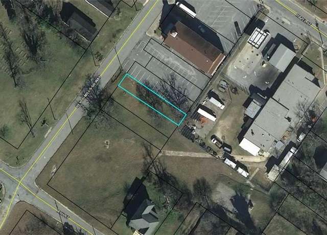 Property at 1258 Rev Jl Mills Sr Way, Macon, GA 31201