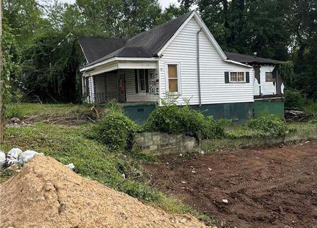 Property at 1103 Windsor St, Atlanta, GA 30310, 3 beds, 2 baths