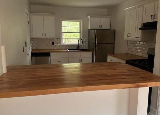 Property at 2037 Brannen Rd SE, Atlanta, GA 30316, 3 beds, 2 baths
