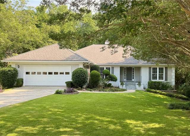 Property at 1956 Regents Way, Marietta, GA 30062, 4 beds, 3 baths