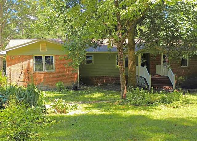 Property at 2545 Rockbridge Rd NW, Conyers, GA 30012, 4 beds, 3 baths
