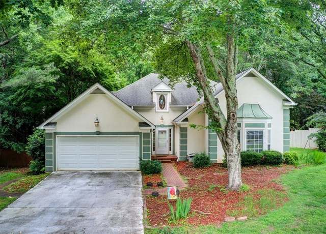 Property at 652 Trailwood Ln SW, Marietta, GA 30064, 4 beds, 3 baths