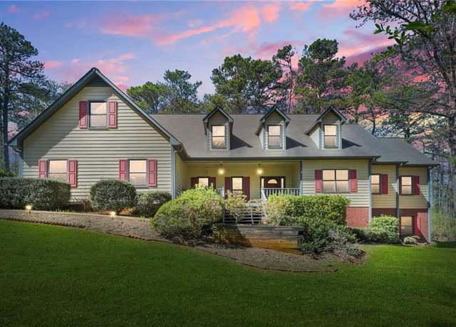 Property at 2051 E Piedmont Rd, Marietta, GA 30062, 5 beds, 3.5 baths