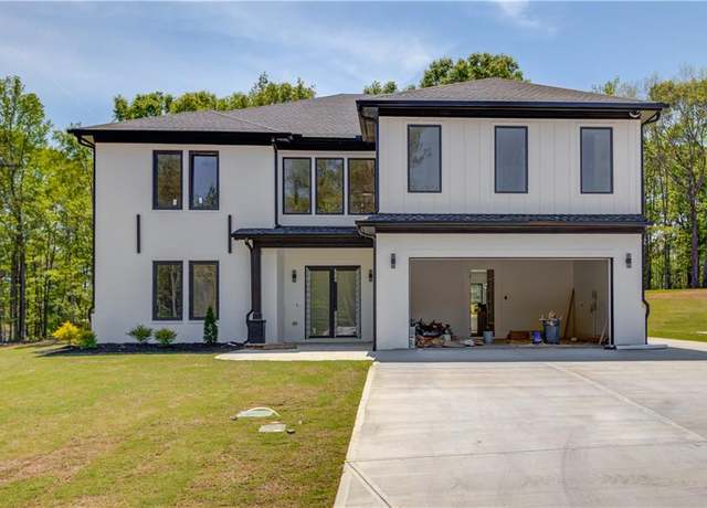 Property at 51 Deer Canyon Dr, Auburn, GA 30011, 5 beds, 5 baths