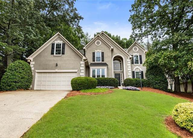 Property at 5860 Fairway View Dr, Suwanee, GA 30024, 4 beds, 2.5 baths