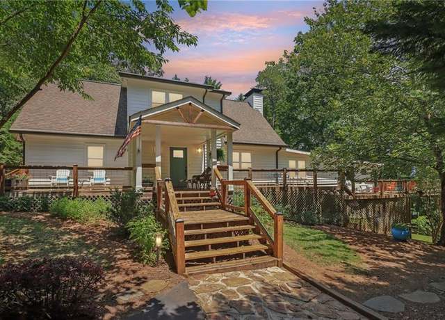 Property at 80 Eastview Dr, Dawsonville, GA 30534, 3 beds, 2.5 baths