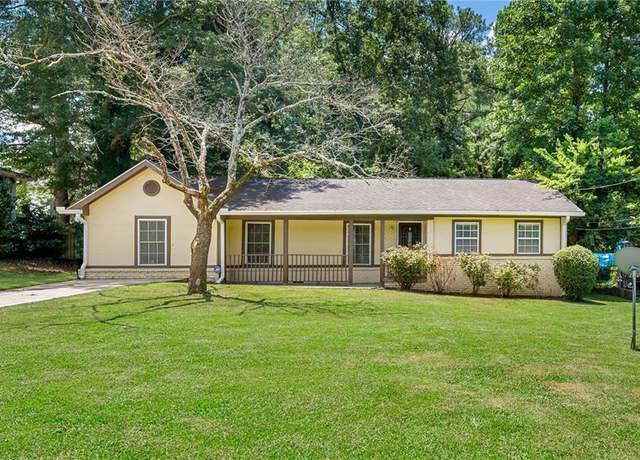 Property at 3427 Springlake Drive Dr, Decatur, GA 30032, 3 beds, 2.5 baths