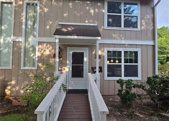 Property at 1297 Tree Creek Ct, Clarkston, GA 30021, 2 beds, 2.5 baths