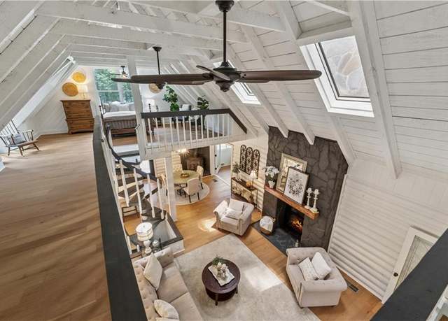 Property at 2795 Roper Rd, Cumming, GA 30028, 3 beds, 2.5 baths