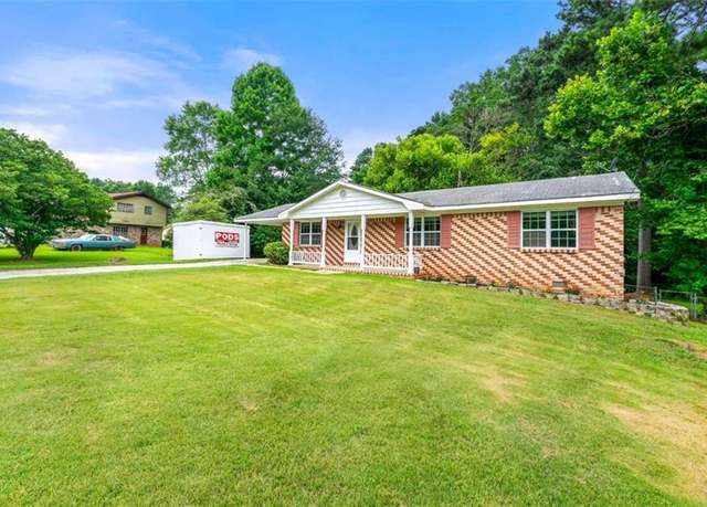 Property at 3027 Lakeridge Dr, Conyers, GA 30094, 3 beds, 2 baths