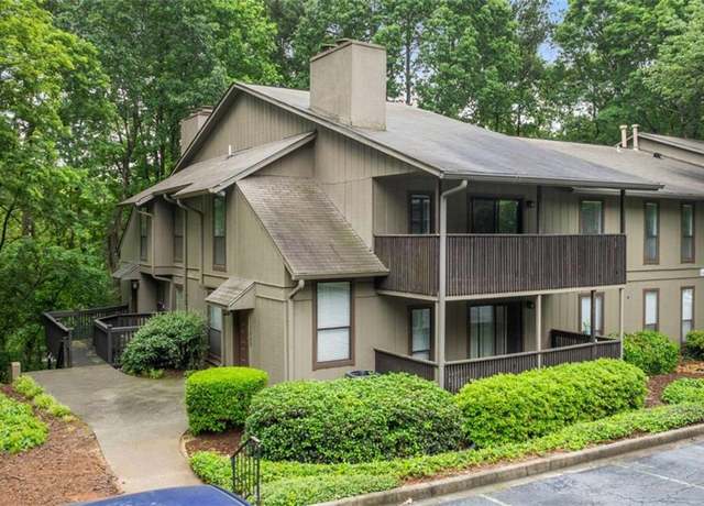 Property at 1301 Cumberland Ct, Smyrna, GA 30080, 2 beds, 2 baths