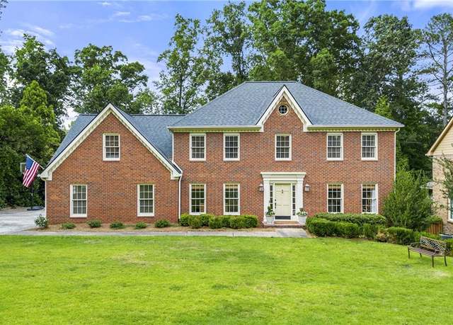 Property at 4343 Sprucebough Dr, Marietta, GA 30062, 5 beds, 4.5 baths