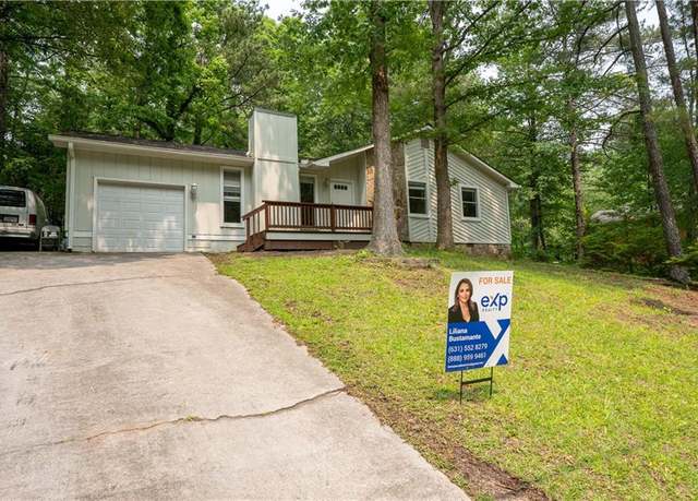 Property at 3963 Ferncliff Rd, Snellville, GA 30039, 3 beds, 2 baths