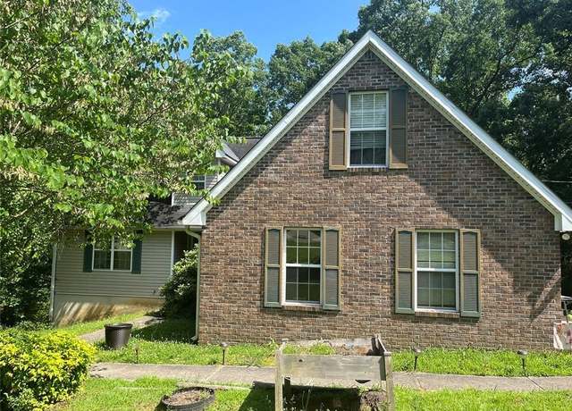 Property at 3310 S Barnett Shoals Rd, Watkinsville, GA 30677, 4 beds, 2.5 baths