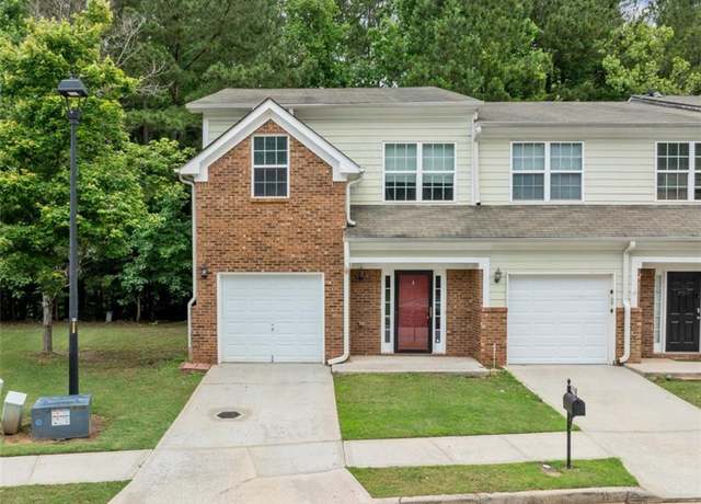Property at 5057 Lower Elm St, Atlanta, GA 30349, 3 beds, 2.5 baths